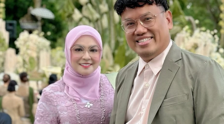 Aktif Lagi Menjadi Anggota DPR, Uya Kuya Langsung Pamer Sosok Ini